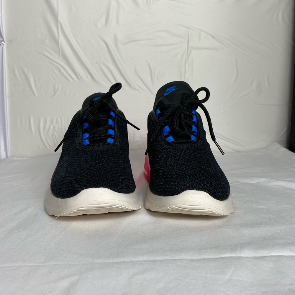 Nike just do it sneaker